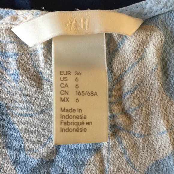 Sweet Floral Romper - Picture 4 of 4